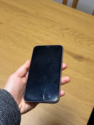 iPhone 11 64GB Morado