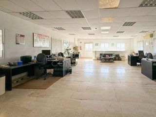 Nave industrial en venta en Altos del Olivar - El Caracol en Valdemoro