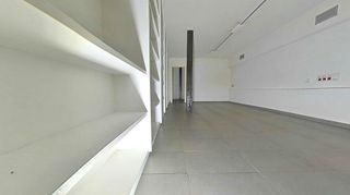 Local comercial en venta en Ensanche en Pamplona