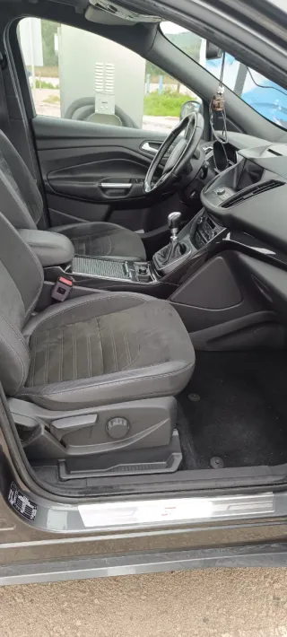 Ford Kuga 2.0 STline 150CV