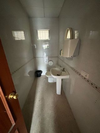 Nave industrial en venta en Coria del Río