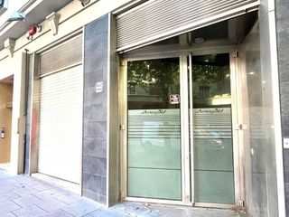 Local comercial en venta en Ensanche en Pamplona