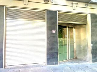 Local comercial en venta en Ensanche en Pamplona