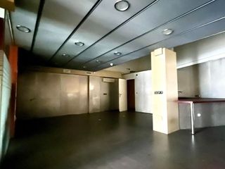 Local comercial en venta en Ensanche en Pamplona