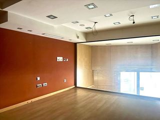 Local comercial en venta en Ensanche en Pamplona