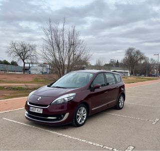 Renault Grand Scenic 2013