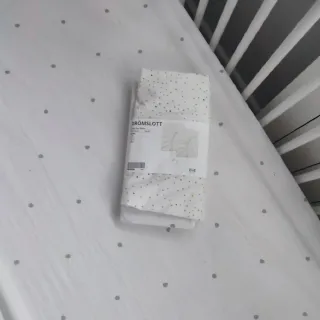 Colchón ecus care 120*60 y de regalo cuna.