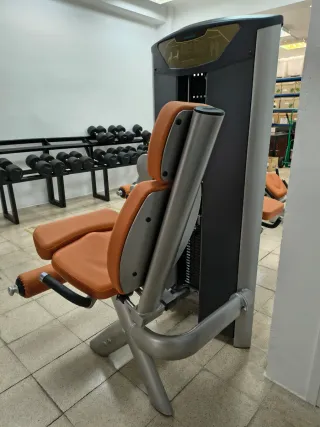 Máquina de gimnasio SALTER extensión de cuádriceps