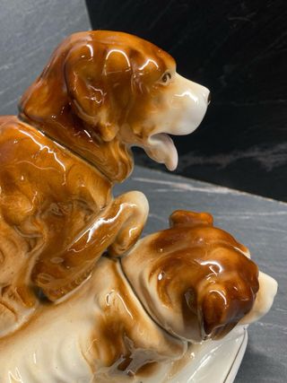 Statua vintage cani San Bernardo porcellana