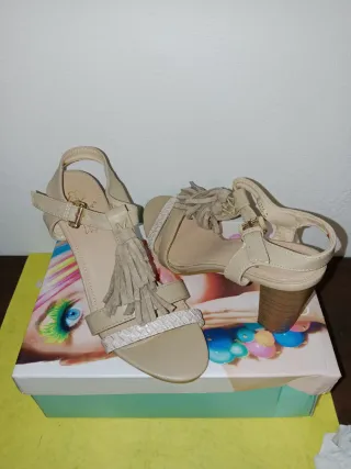 Zapatos Cokett Negros y Verdes Mujer