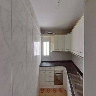 Piso en venta en Artigas - Llefià en Badalona