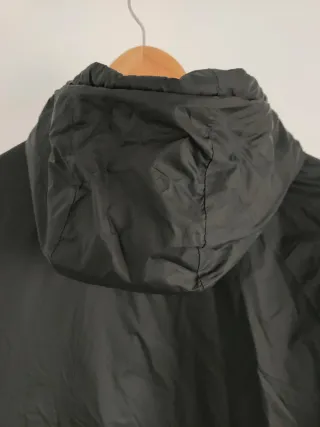 Cazadora Zara Man muy ligera, acolchada