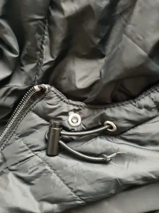 Cazadora Zara Man muy ligera, acolchada