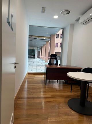 Oficina en alquiler en Vallobín - La Florida en Oviedo