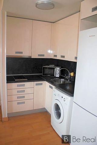 Piso en alquiler en El Barral Ferial en Coslada