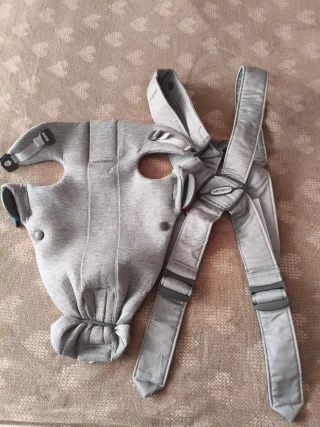 Mochila Porta Bebé BabyBjörn Gris