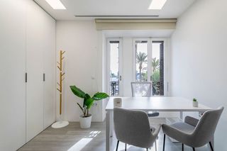 Oficina en alquiler en Casco Antiguo - Santa Cruz en Alicante