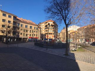 Local comercial en alquiler en José Zorrilla - Padre Claret en Segovia