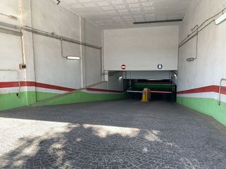 Garaje en alquiler en Martín Carpena - Torre del Río en Málaga