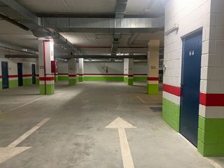 Garaje en alquiler en Martín Carpena - Torre del Río en Málaga