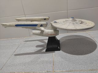 AMT-ERTL USS ENTERPRISE 1701