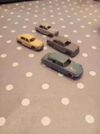 4 Coches HO Franceses Años 70