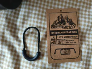 Bolsa Geosmina Maky Negra