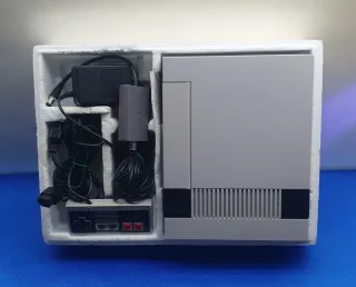 CONSOLA NINTENDO NES CON CAJA PAL ESPAÑA