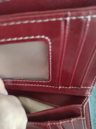 Cartera de mujer roja