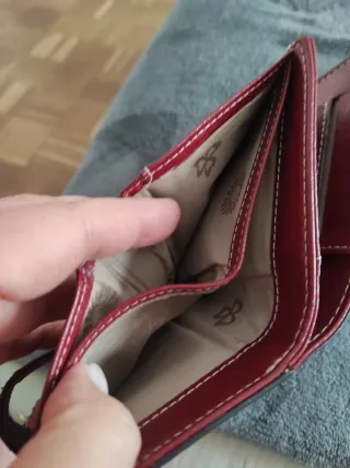 Cartera de mujer roja