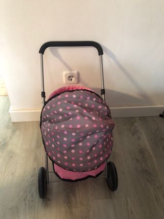 Carro de muñecas con capota