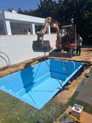 Suministramos el vaso de  4,50x2,50 m