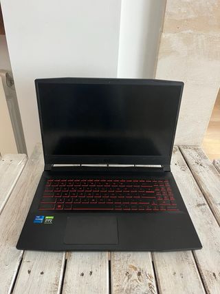 Portátil Gaming MSI Negro