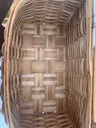 Cesta de pesca de mimbre