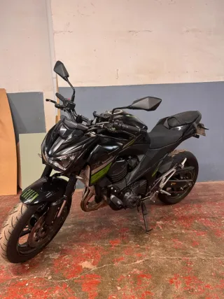 Kawasaki Z800e ABS Negra