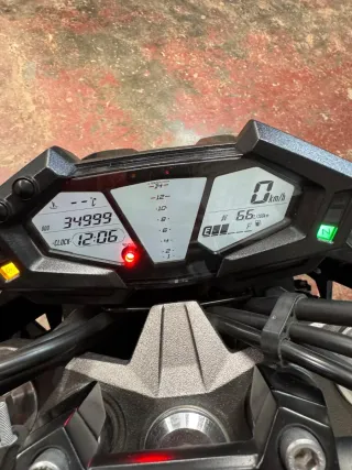 Kawasaki Z800e ABS Negra