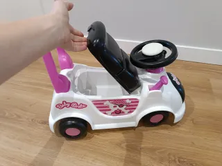 Correpasillos blanco y rosa