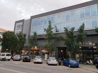 Local comercial en venta en El Cerro en Sevilla