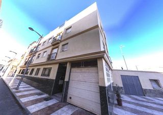 Garaje en venta en Roquetas Centro en Roquetas de Mar