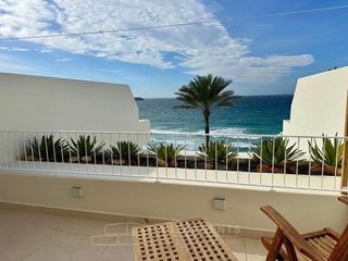 Piso en venta en Cala Vedella - Cala Tarida - Cala Conta en Sant Josep de sa Talaia