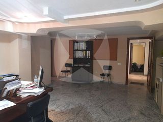 Oficina en venta en Huerta Rosales - Valdepasillas en Badajoz