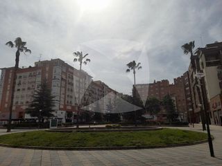 Oficina en venta en Huerta Rosales - Valdepasillas en Badajoz