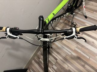 Bicicleta B-Pro M350 Negra y Verde