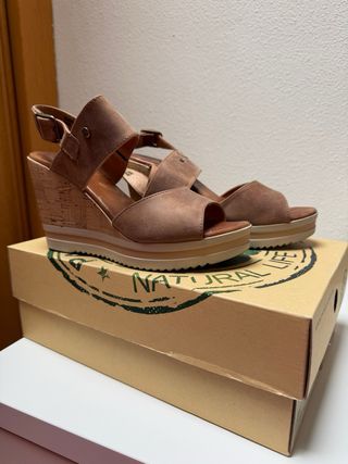 Sandalias cuña Panama Jack modelo Edurne