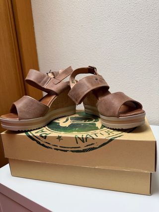 Sandalias cuña Panama Jack modelo Edurne