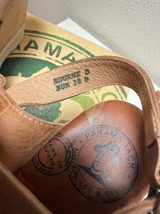 Sandalias cuña Panama Jack modelo Edurne