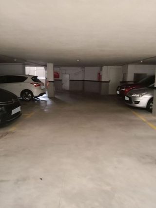 Garaje en venta en Sant Fruitós de Bages