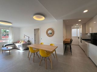 Piso en alquiler en El Cónsul - Ciudad Universitaria en Málaga