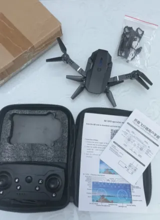 Drones E88 Pro RC con Cámara HD – Nuevo