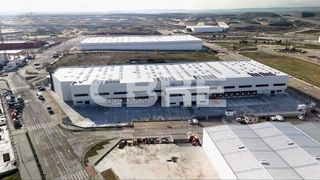 Nave industrial en alquiler en Ensanche de Vallecas - Valdecarros en Madrid